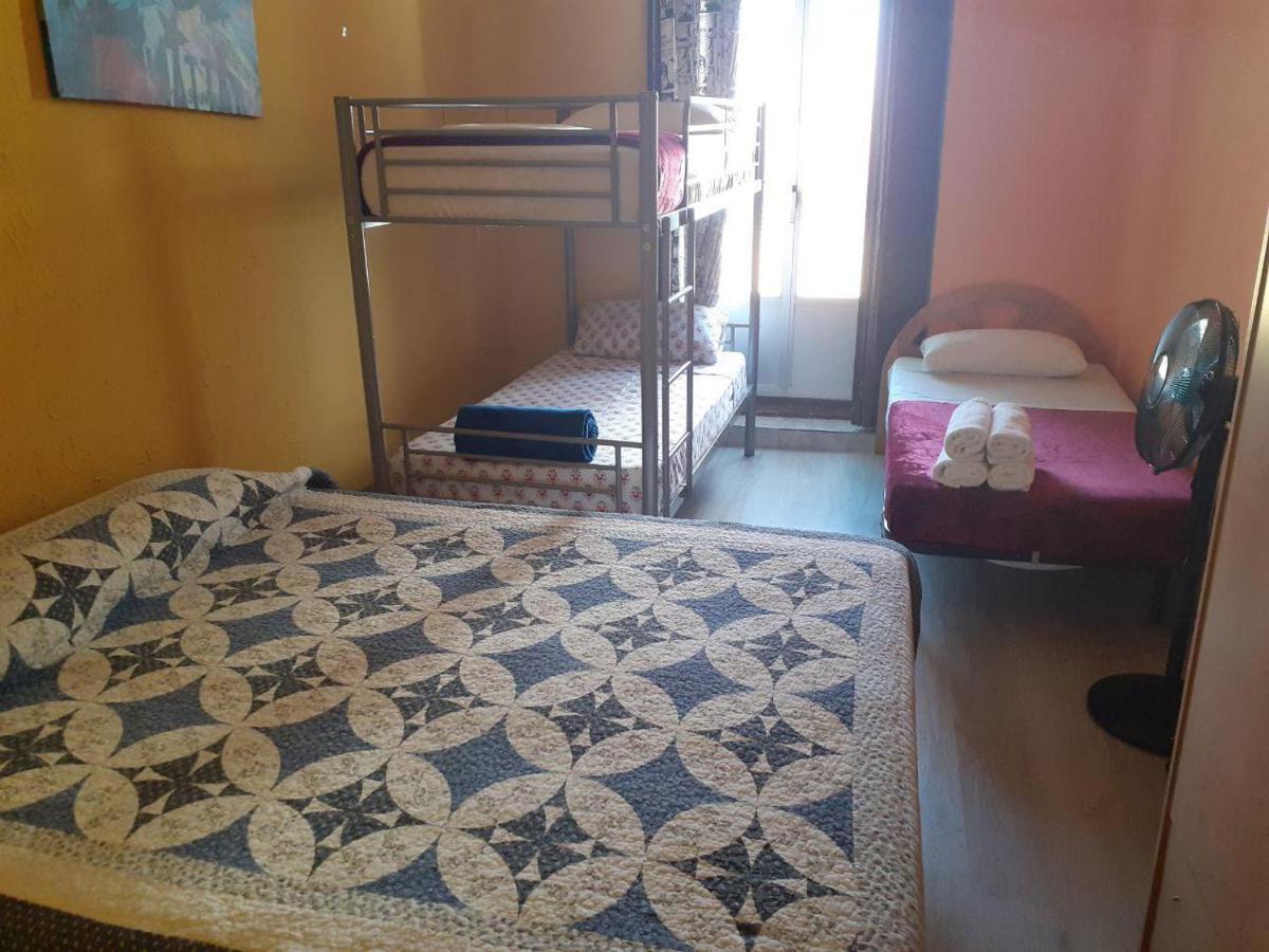 Arvin Hostal Pensjonat