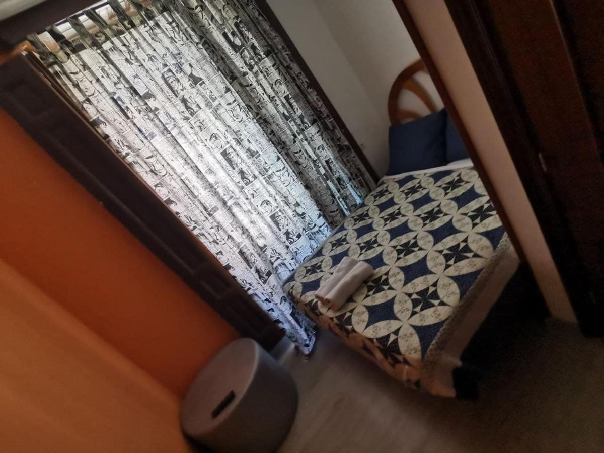 Arvin Hostal Pensjonat Madryt