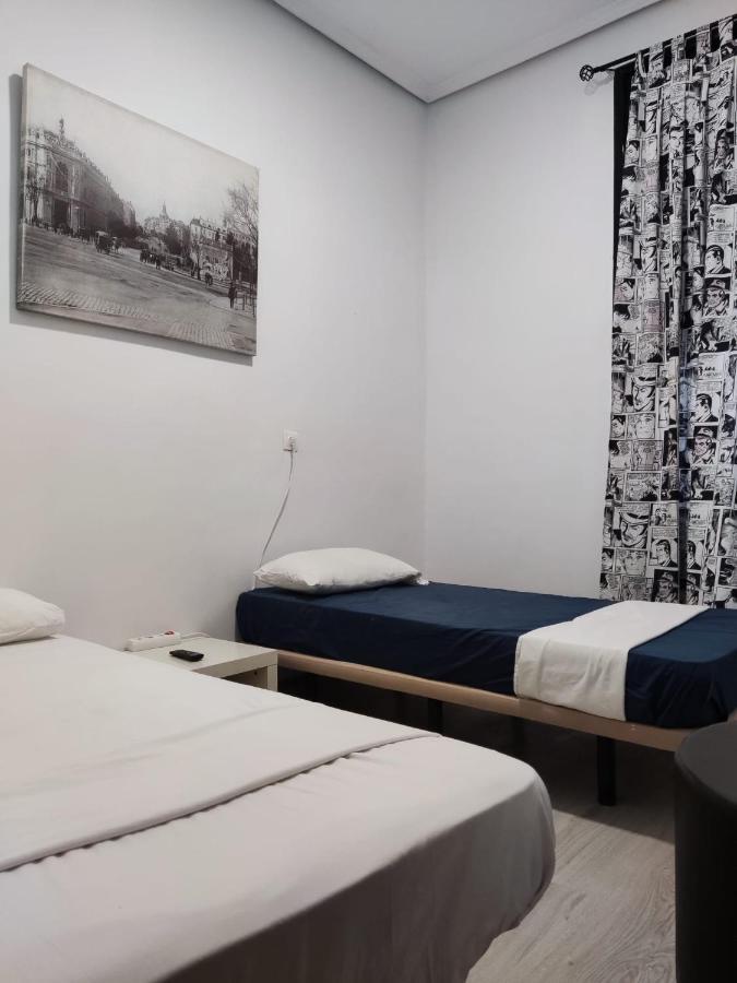 Arvin Hostal Pensjonat *